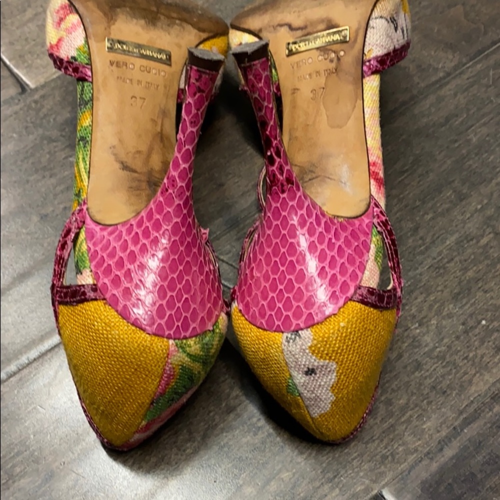 Dolce and Gabbana Floral heels - Picture 6 of 12